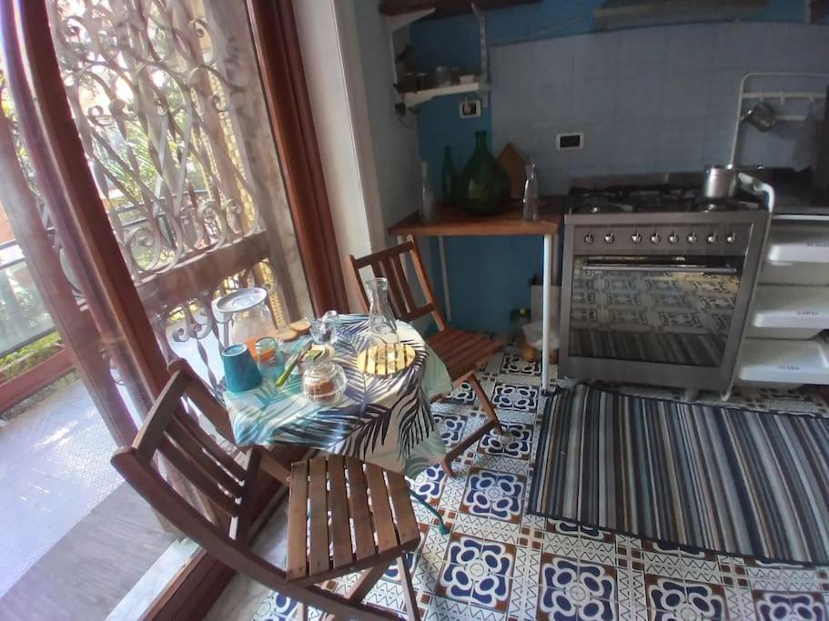 Casa Del Capitano Acomodação com café da manhã Nápoles Exterior foto